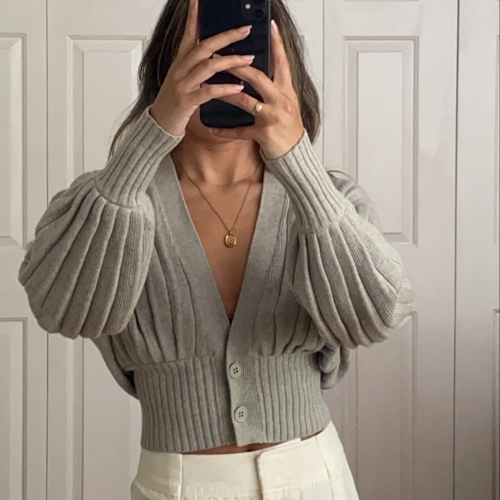 Aritzia thais cardigan